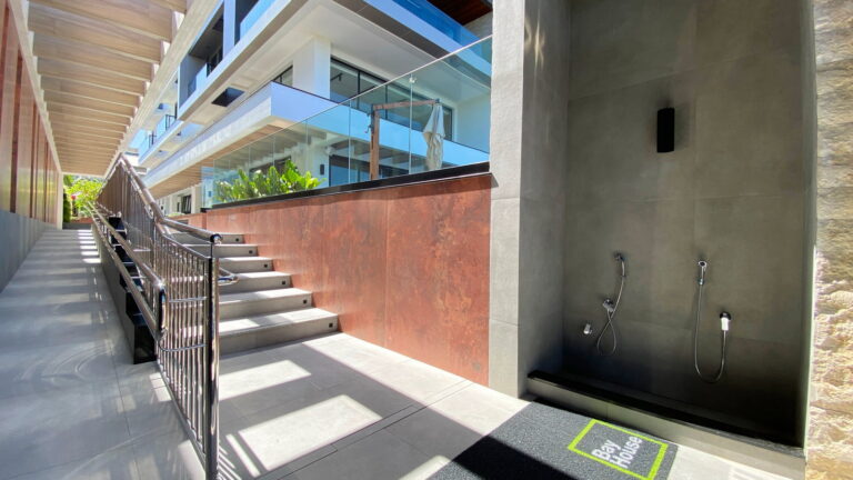 Bay House Residence