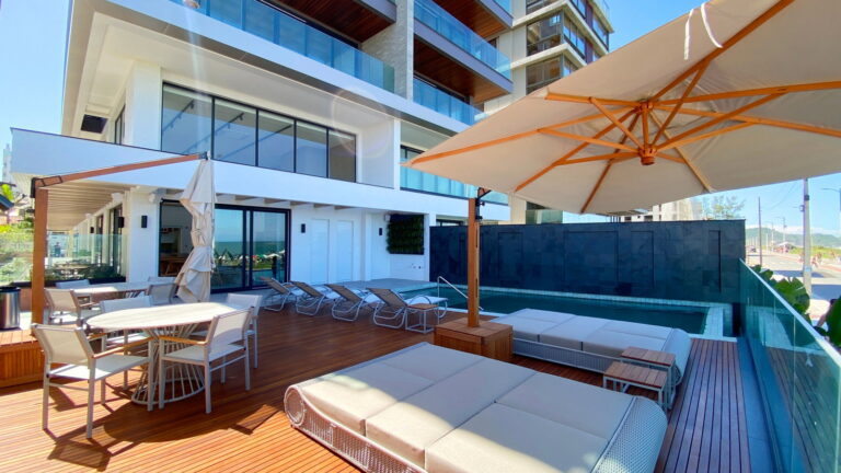 Bay House Residence