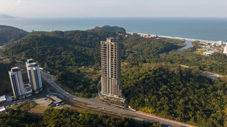NF Raro By Sierra