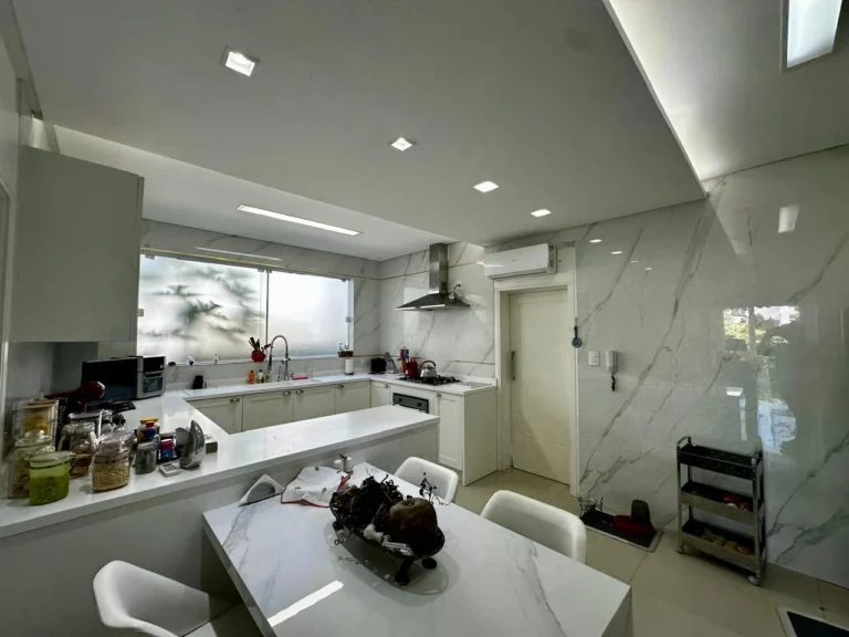 Casa em condomínio em Condominio Porto Riviera Exclusive · Praia Brava, Itajaí