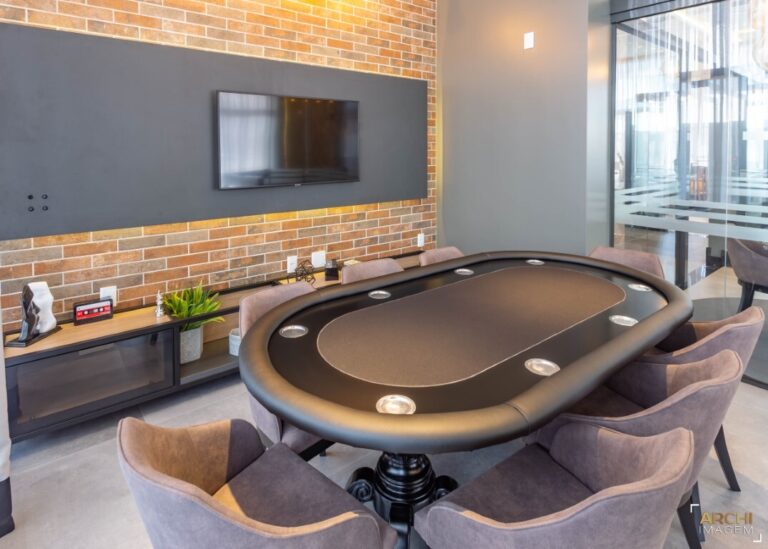 Saint Laurent Residence