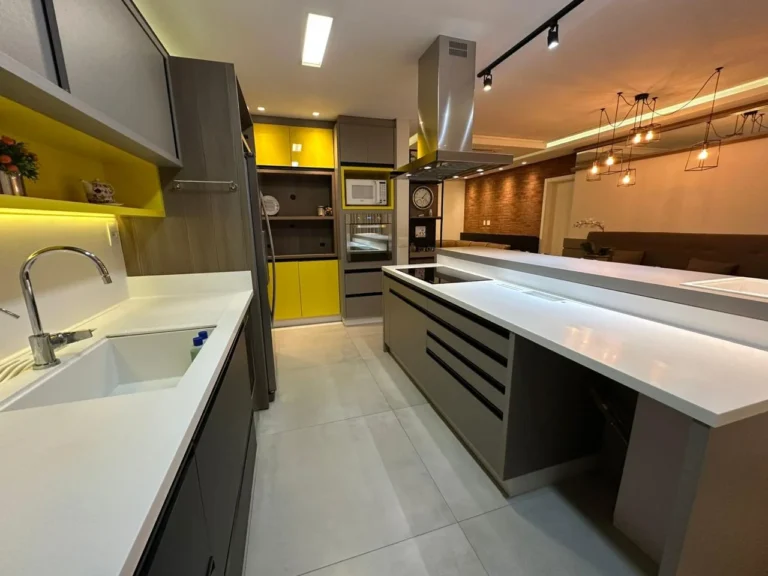 Apartamento em Edifício Torre Esmeralda · Centro, Balneário Camboriú