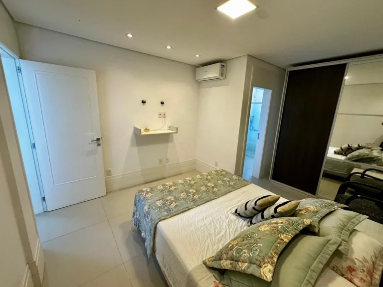 Casa em condomínio em Condominio Porto Riviera Exclusive · Praia Brava, Itajaí
