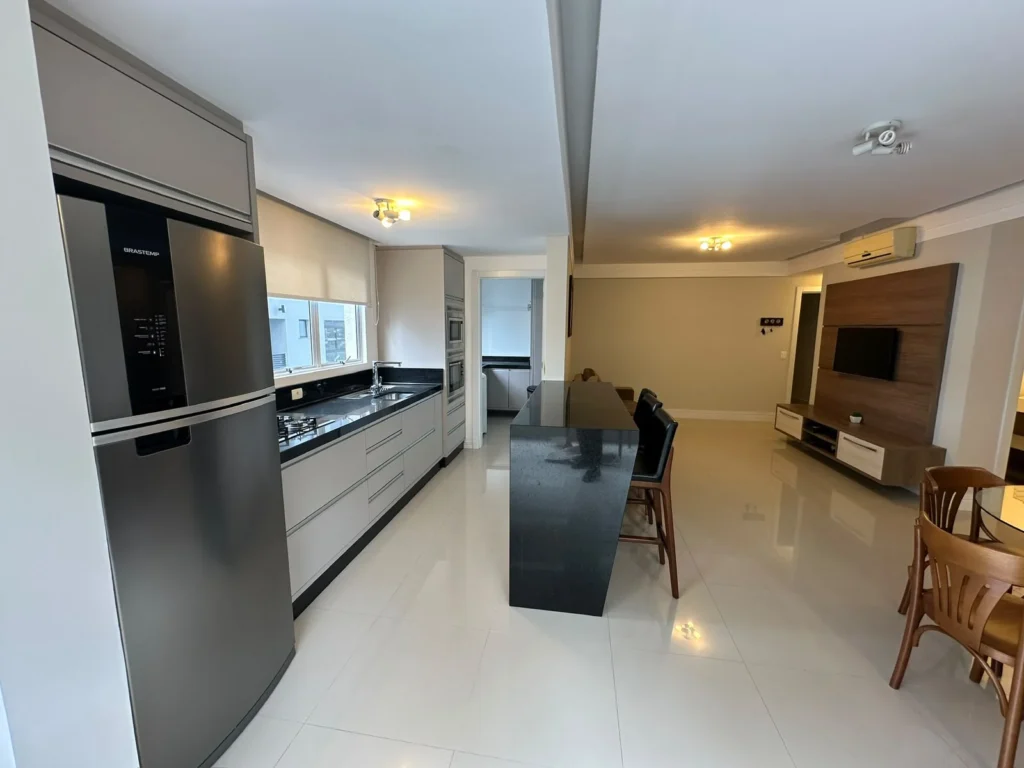 Apartamento em Edifício Leonardo Da Vinci · Praia Brava, Itajaí – foto 5