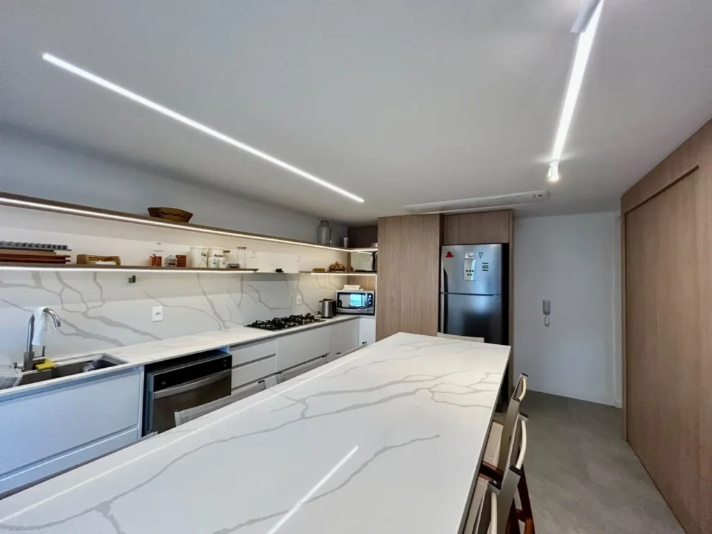 Apartamento em Edifício Malibu · Centro, Balneário Camboriú – foto 6